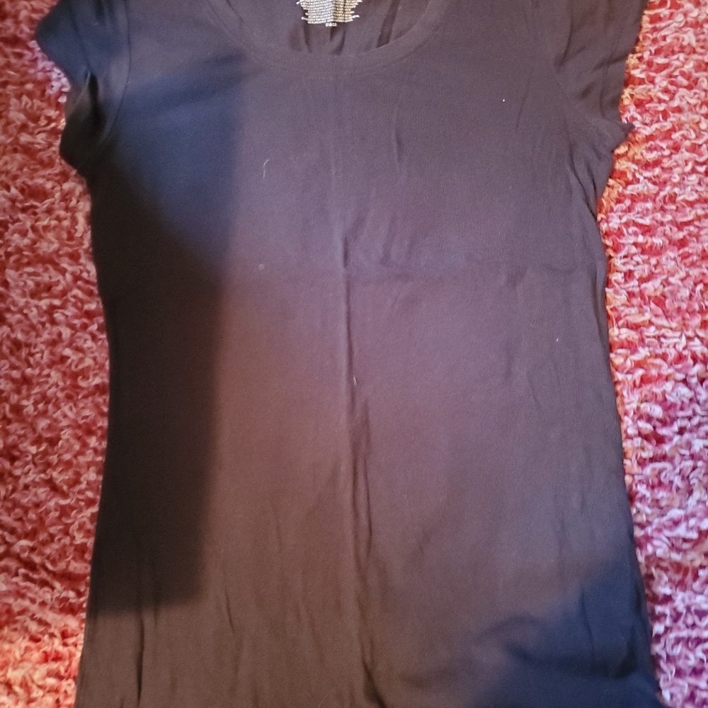 Shirts - Picture 4 of 4